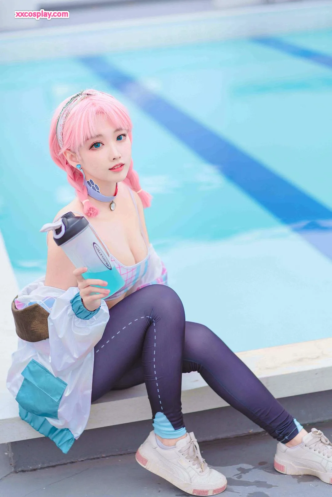 Miyamoto Sakura: Blue Poison Gravure